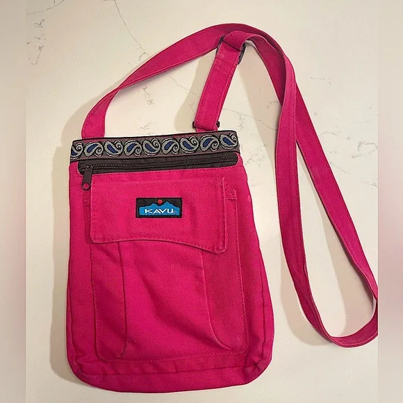 KAVU Keeper Cross Body Cotton Canvas Bag in Weathered Pink - Picture 1 of 11